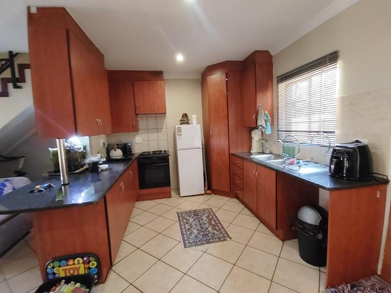 2 Bedroom Property for Sale in Annlin Gauteng