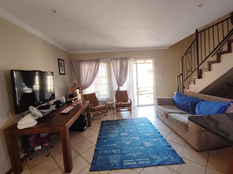 2 Bedroom Property for Sale in Annlin Gauteng