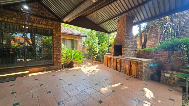 3 Bedroom Property for Sale in Wonderboom Gauteng