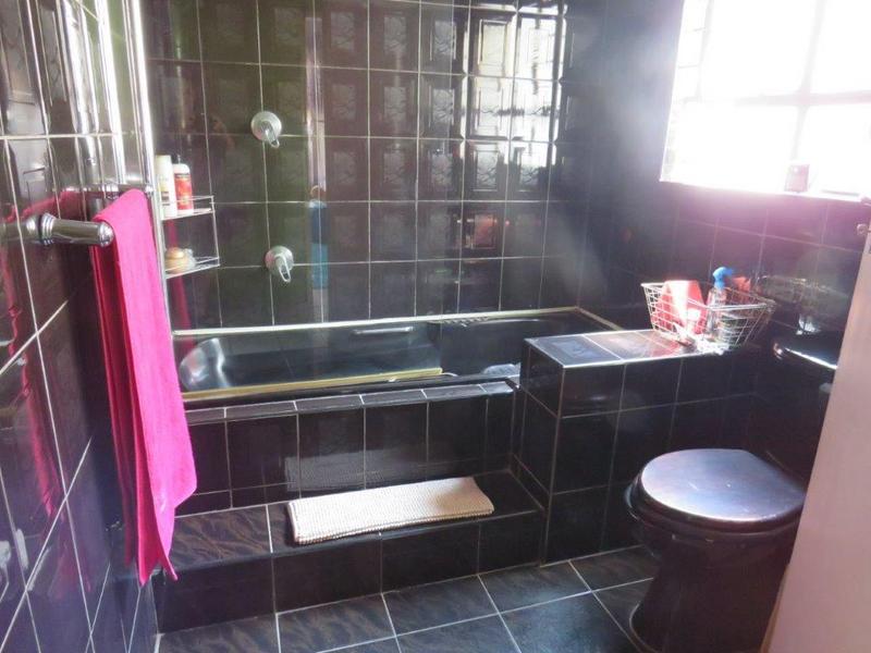 3 Bedroom Property for Sale in Mayberry Park Gauteng