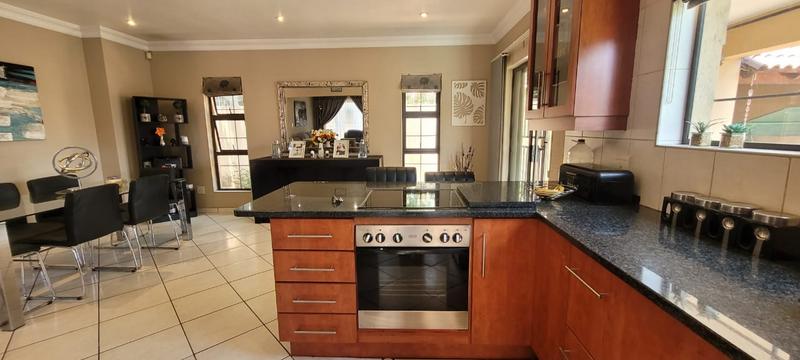 3 Bedroom Property for Sale in New Redruth Gauteng