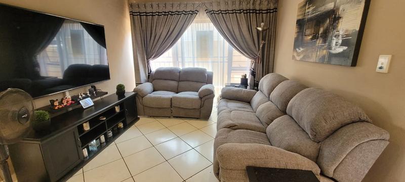 3 Bedroom Property for Sale in New Redruth Gauteng