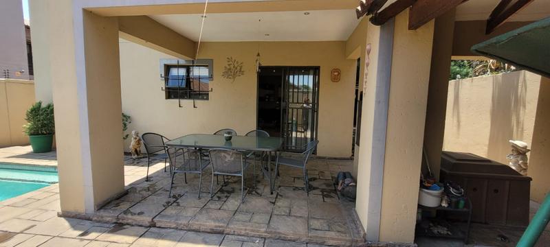 3 Bedroom Property for Sale in New Redruth Gauteng