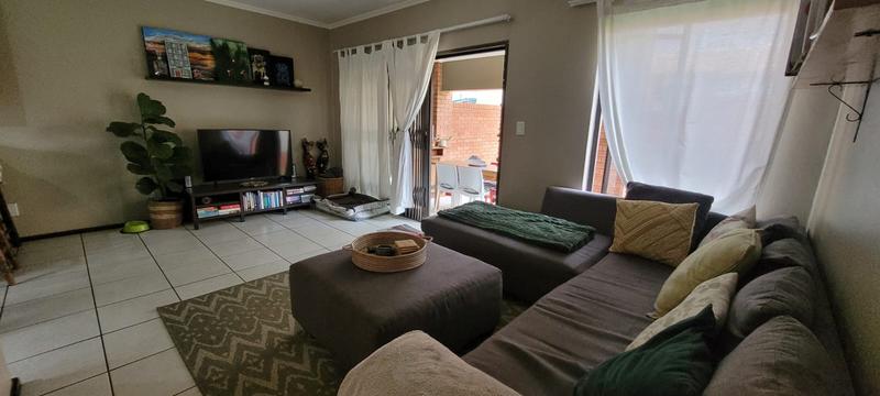 2 Bedroom Property for Sale in Glenvista Gauteng