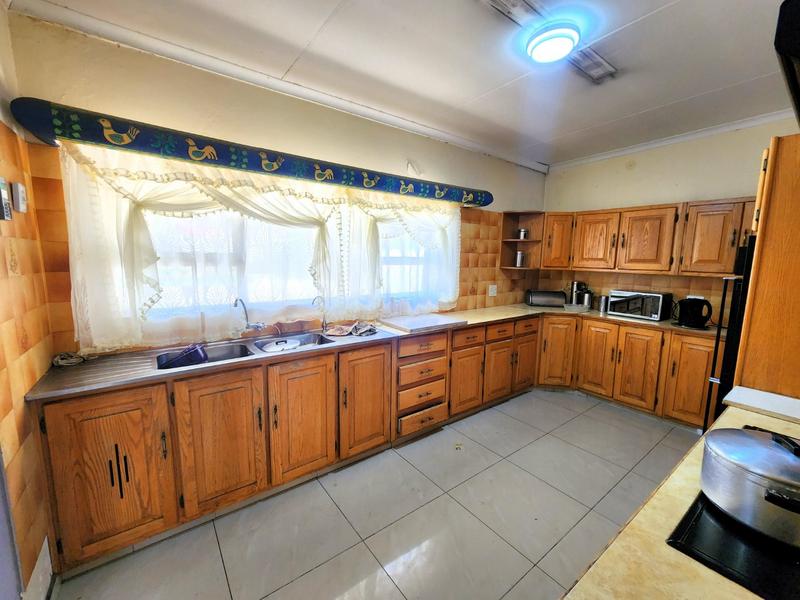 3 Bedroom Property for Sale in Dorandia Gauteng