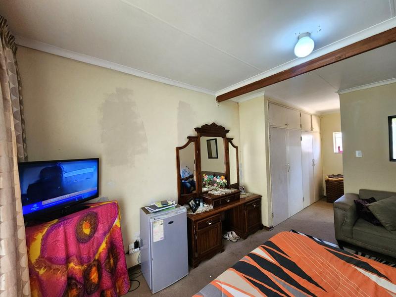 3 Bedroom Property for Sale in Dorandia Gauteng