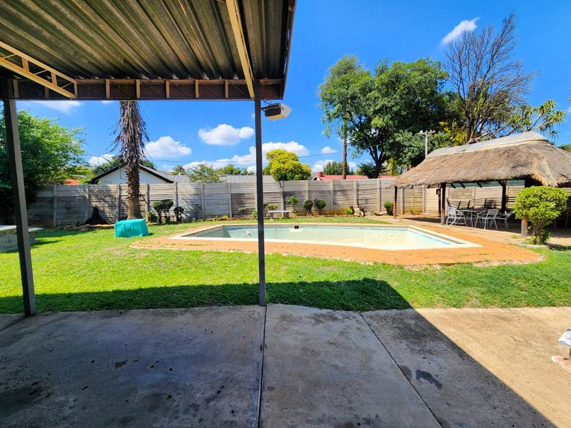 3 Bedroom Property for Sale in Dorandia Gauteng