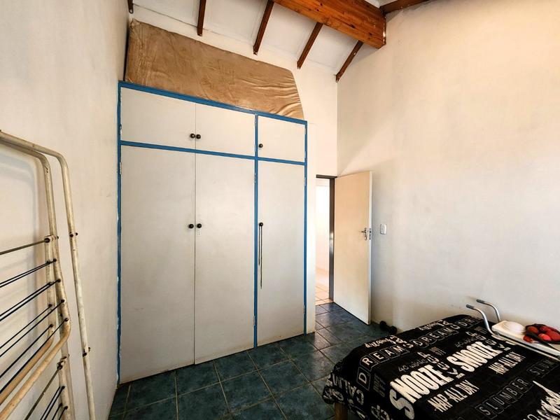 2 Bedroom Property for Sale in Dorandia Gauteng