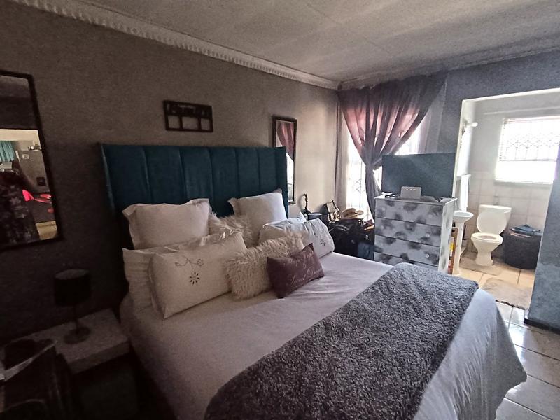 2 Bedroom Property for Sale in Karenpark Gauteng