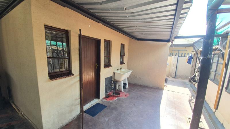 2 Bedroom Property for Sale in Karenpark Gauteng