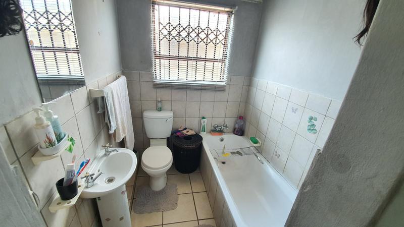 2 Bedroom Property for Sale in Karenpark Gauteng