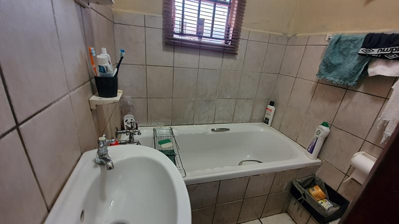 2 Bedroom Property for Sale in Karenpark Gauteng