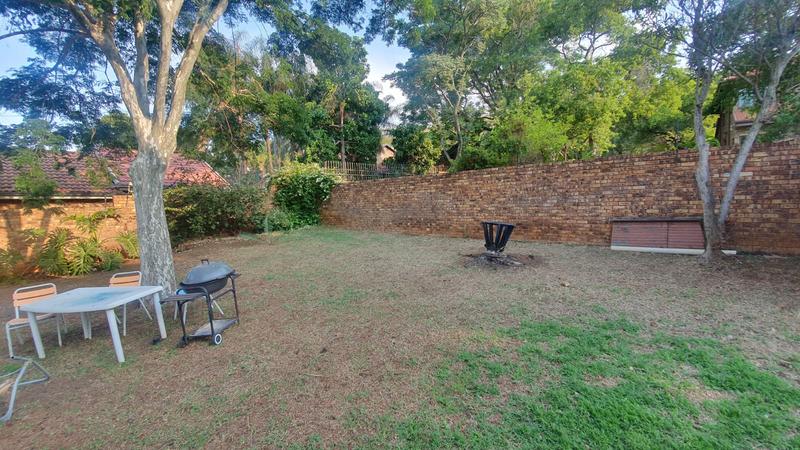 5 Bedroom Property for Sale in Ninapark Gauteng