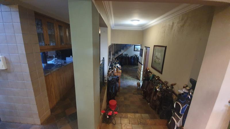 5 Bedroom Property for Sale in Ninapark Gauteng