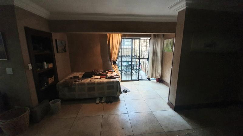 5 Bedroom Property for Sale in Ninapark Gauteng