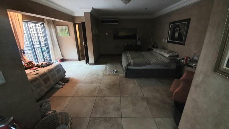 5 Bedroom Property for Sale in Ninapark Gauteng