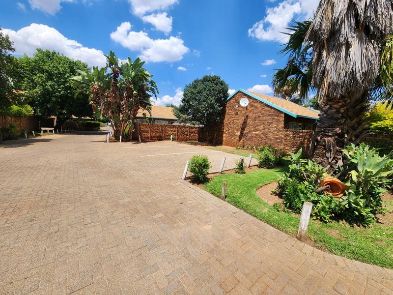 1 Bedroom Property for Sale in The Orchards Gauteng