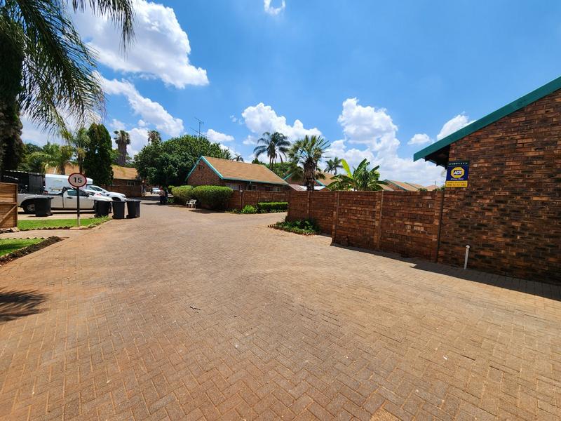 1 Bedroom Property for Sale in The Orchards Gauteng