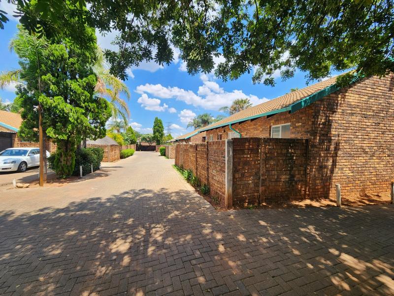 1 Bedroom Property for Sale in The Orchards Gauteng