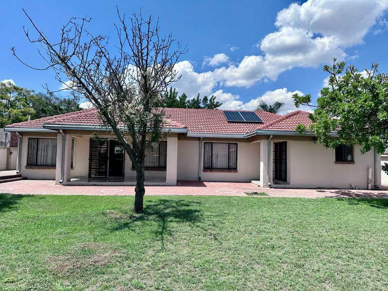 3 Bedroom Property for Sale in Theresa Park Gauteng