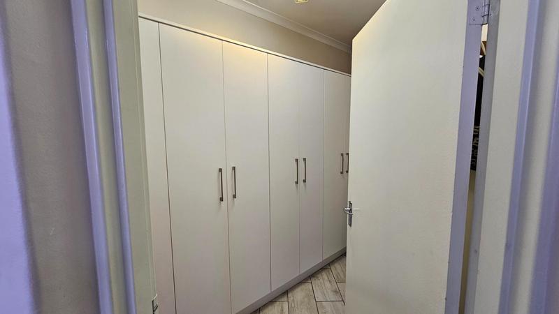 3 Bedroom Property for Sale in Buurendal Gauteng