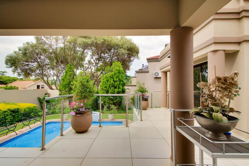 To Let 4 Bedroom Property for Rent in Bryanston Gauteng