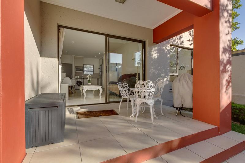 1 Bedroom Property for Sale in Fourways Gauteng