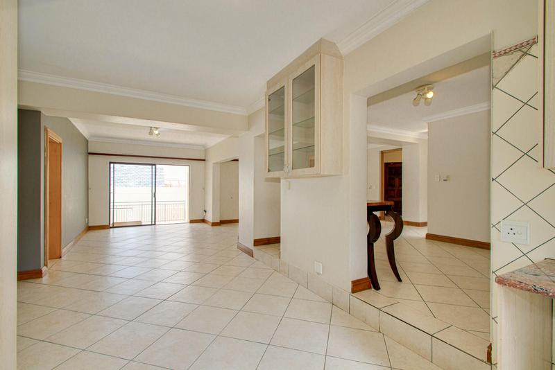 To Let 4 Bedroom Property for Rent in Dainfern Golf Estate Gauteng