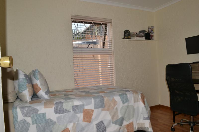 2 Bedroom Property for Sale in Rangeview Gauteng