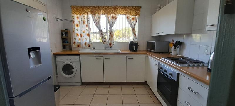 2 Bedroom Property for Sale in Weltevreden Park Gauteng