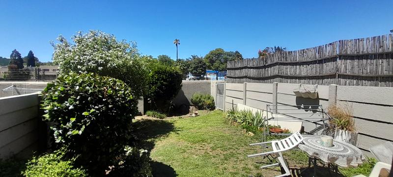 2 Bedroom Property for Sale in Weltevreden Park Gauteng