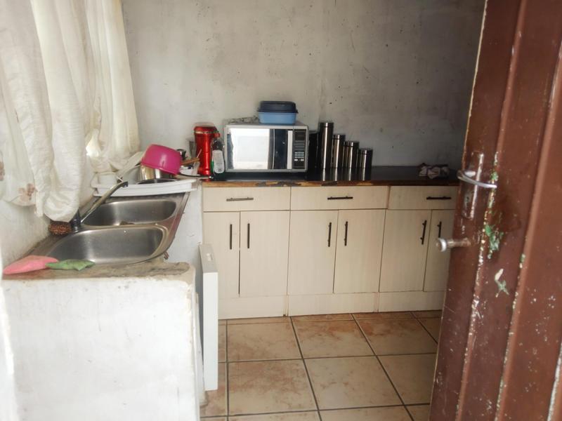 2 Bedroom Property for Sale in Emdeni Gauteng