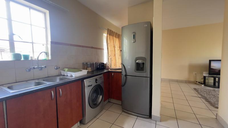 2 Bedroom Property for Sale in Noordhang Gauteng