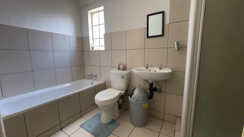 2 Bedroom Property for Sale in Noordhang Gauteng