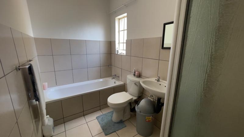 2 Bedroom Property for Sale in Noordhang Gauteng