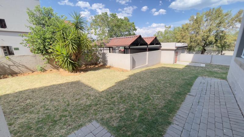 2 Bedroom Property for Sale in Noordhang Gauteng