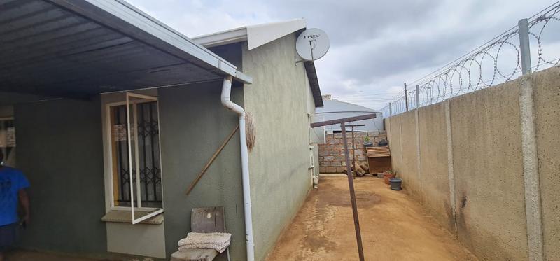 3 Bedroom Property for Sale in Windmill Park Gauteng