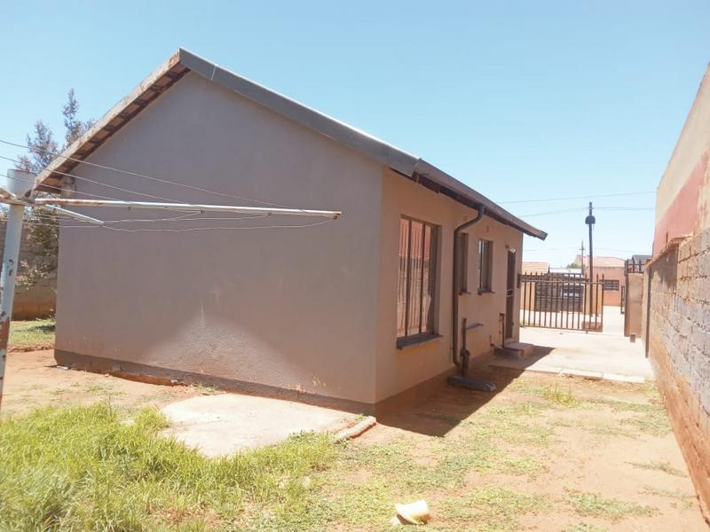 To Let 2 Bedroom Property for Rent in Protea Glen Gauteng