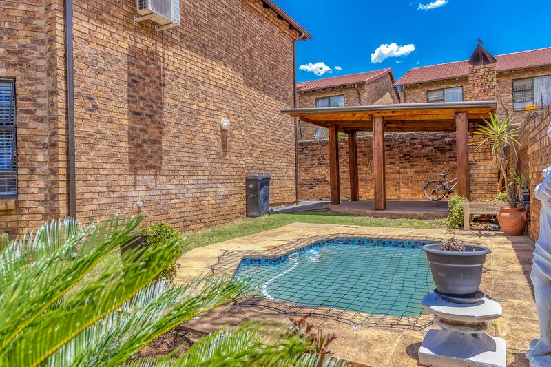 3 Bedroom Property for Sale in North Riding Gauteng