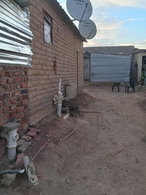 2 Bedroom Property for Sale in Olievenhoutbosch Gauteng