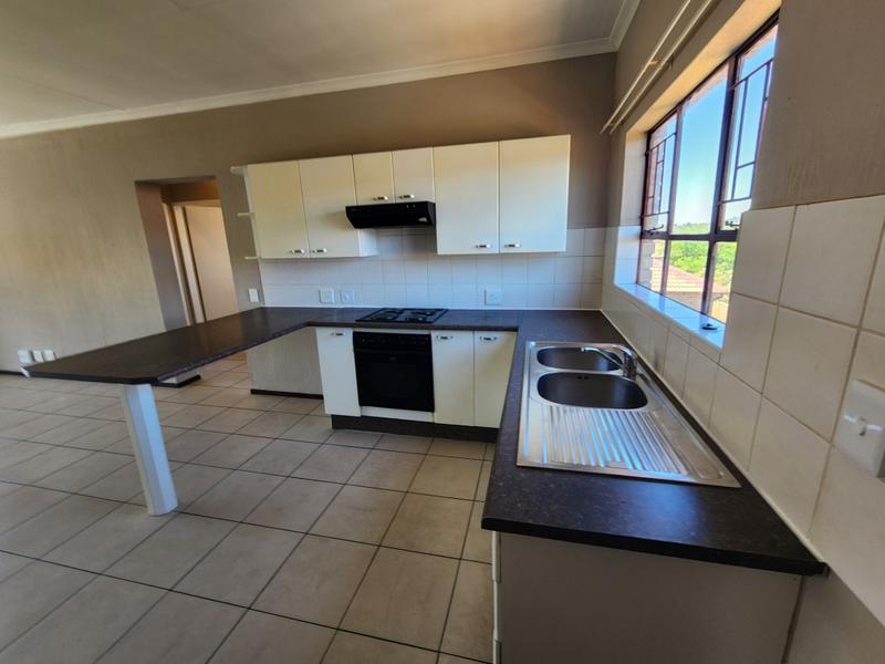 To Let 2 Bedroom Property for Rent in Weltevreden Park Gauteng