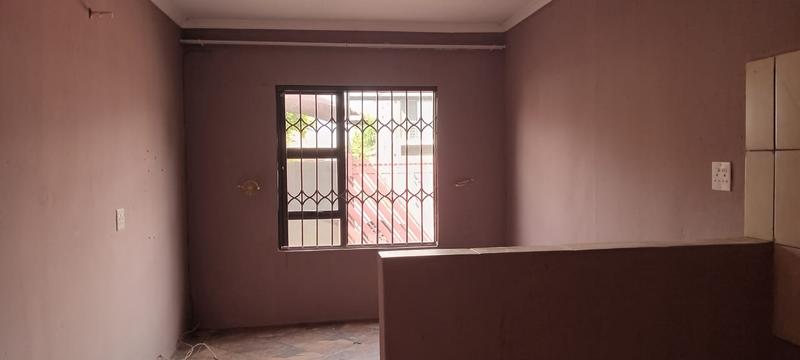 To Let 1 Bedroom Property for Rent in Birch Acres Gauteng