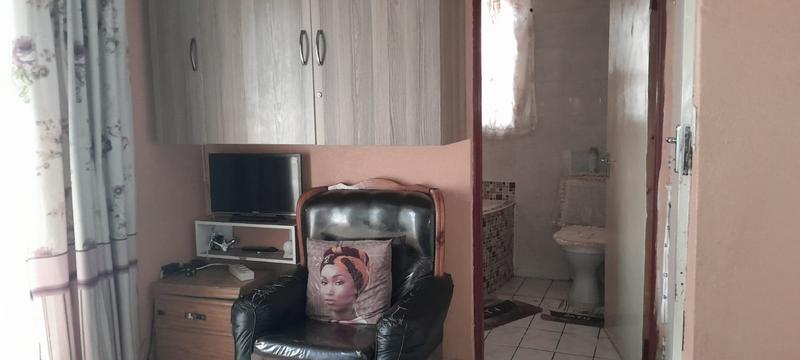 To Let 3 Bedroom Property for Rent in Ebony Park Gauteng