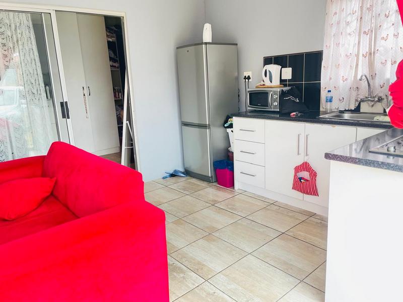 To Let 1 Bedroom Property for Rent in Allandale Gauteng