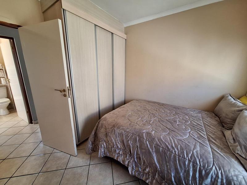 To Let 3 Bedroom Property for Rent in The Reeds Gauteng