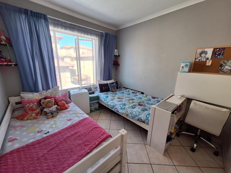 To Let 3 Bedroom Property for Rent in The Reeds Gauteng