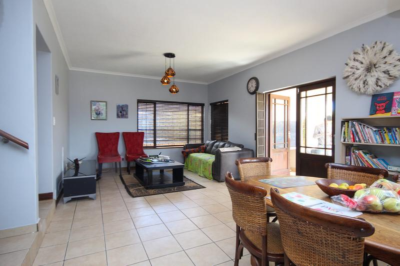 4 Bedroom Property for Sale in Thatchfield Gauteng