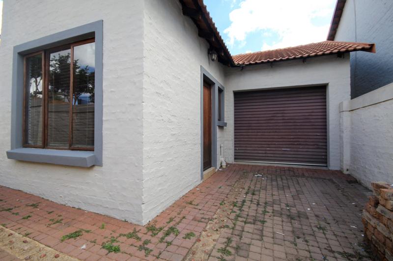 4 Bedroom Property for Sale in Thatchfield Gauteng