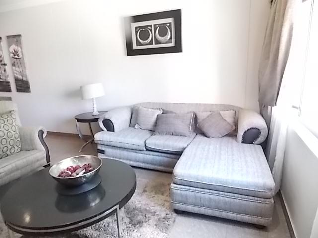 To Let 2 Bedroom Property for Rent in Bedford Gardens Gauteng