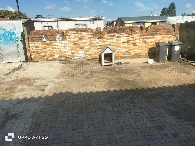 2 Bedroom Property for Sale in Meadowlands Gauteng